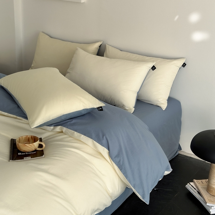 91家纺网 家纺一手货源 找家纺 涵宸家纺 2026新款全棉纯色四件套-米兰-场景二 米兰（奶白+湖兰）