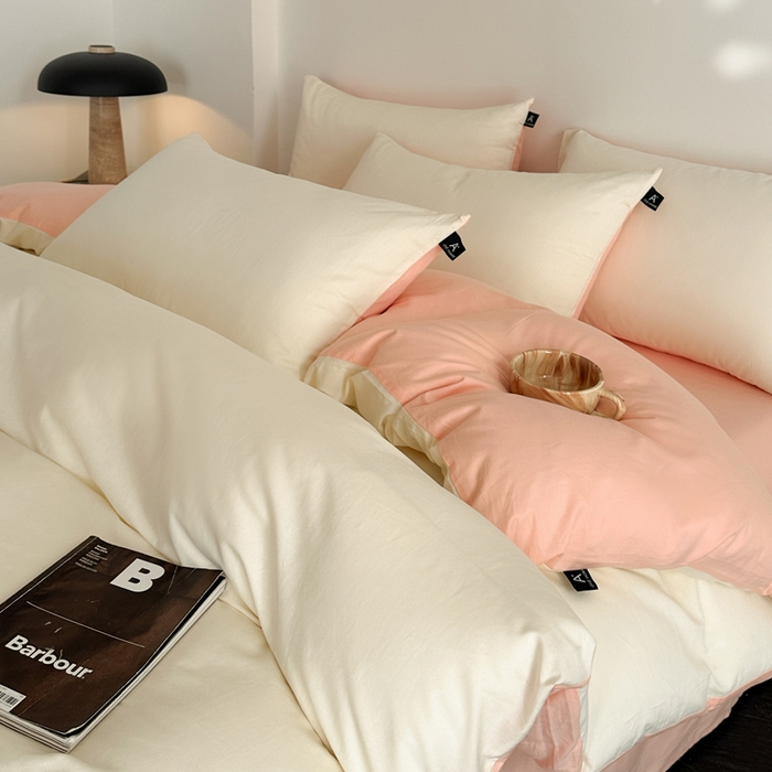 91家纺网 家纺一手货源 找家纺 涵宸家纺 2026新款全棉纯色四件套-米兰-场景二 米兰（奶白+烟粉）