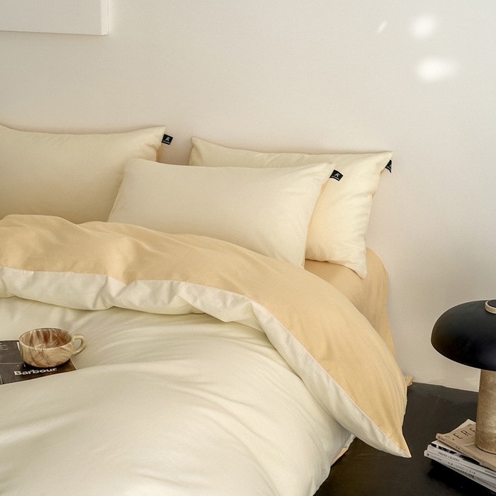 91家纺网 家纺一手货源 找家纺 涵宸家纺 2026新款全棉纯色四件套-米兰-场景二 米兰（香槟金+驼色）