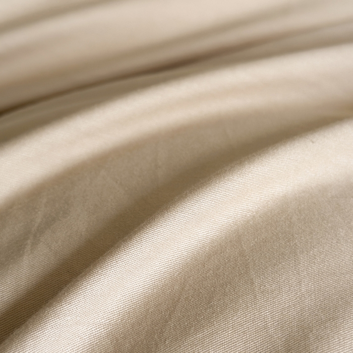 91家纺网 家纺一手货源 找家纺 涵宸家纺 2026新款全棉纯色四件套-米兰-场景二 米兰（杏色+豆其）