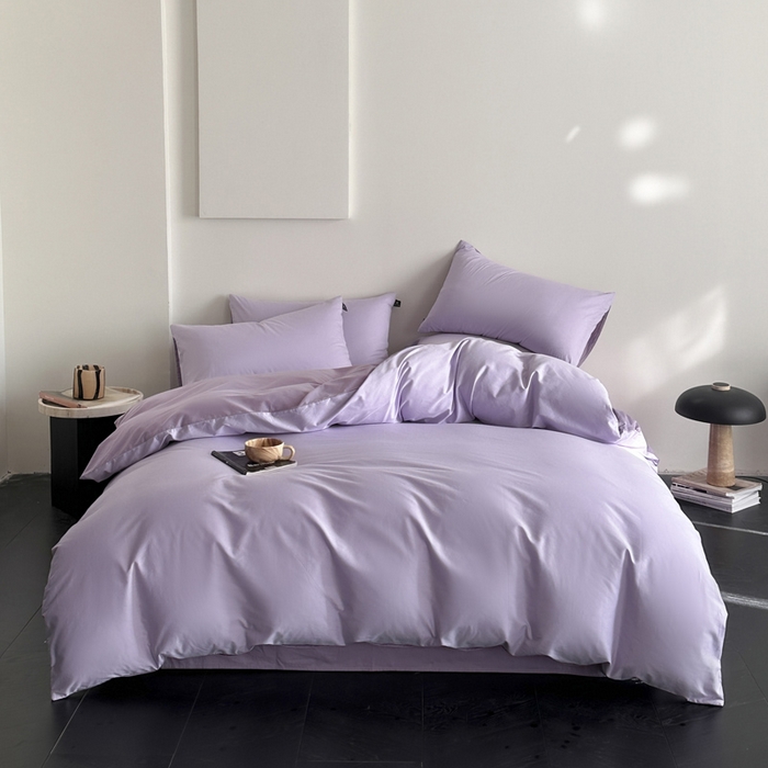 91家纺网 家纺一手货源 找家纺 涵宸家纺 2026新款全棉纯色四件套-米兰-场景二 米兰（优雅紫+青紫）