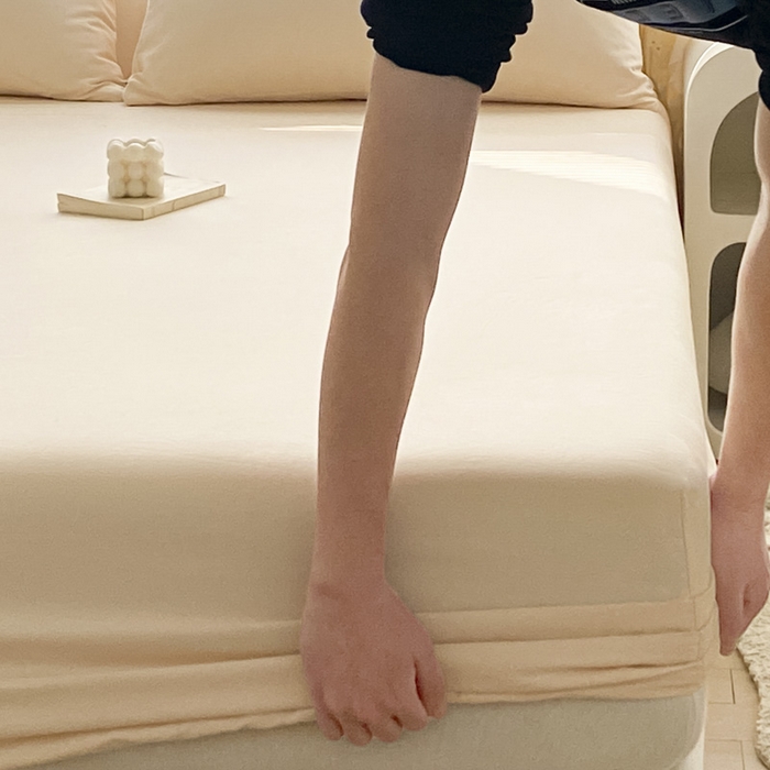 91家纺网 家纺一手货源 找家纺 涵宸家纺 2026新款全棉纯色单床笠-米兰 床笠-香槟金