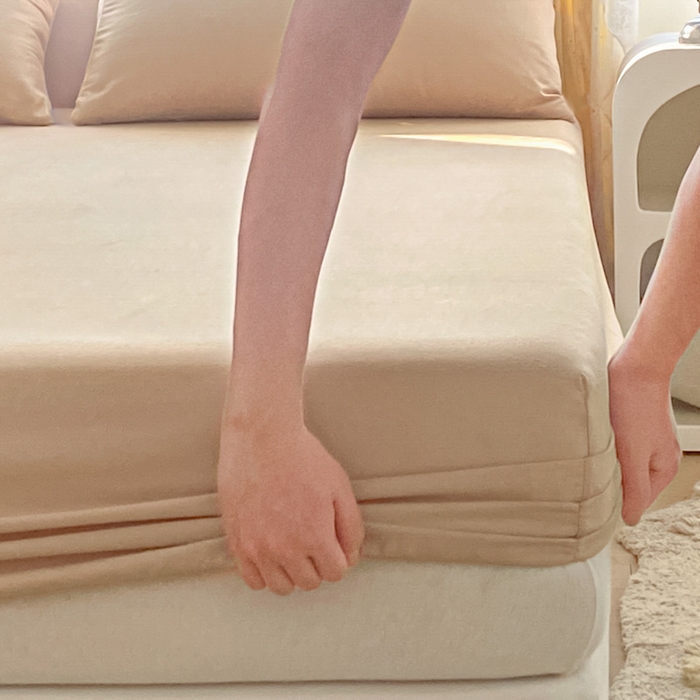 91家纺网 家纺一手货源 找家纺 涵宸家纺 2026新款全棉纯色单床笠-米兰 床笠-杏色