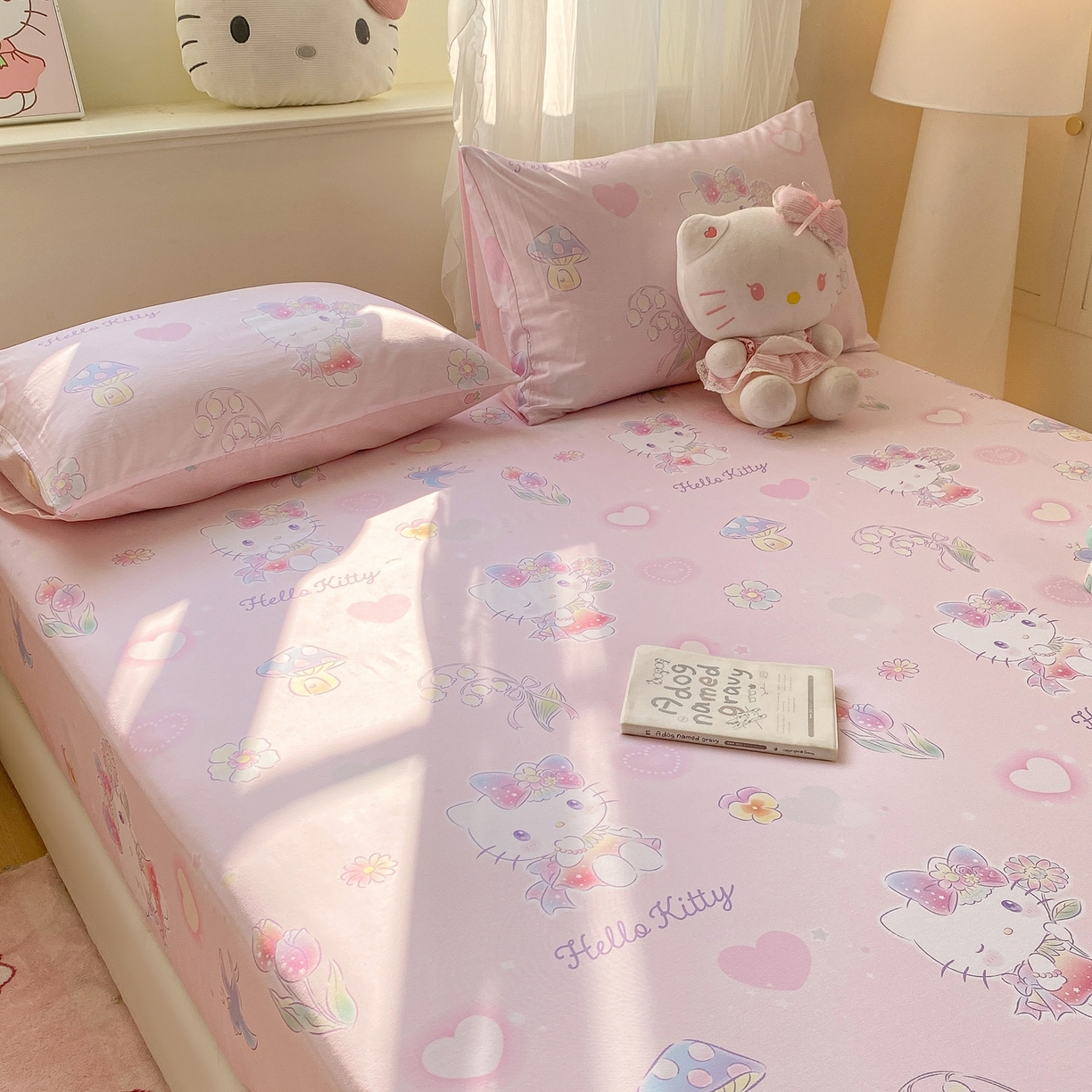 91家纺网 家纺一手货源 找家纺 博雅 2026新款三丽鸥全棉小版印花床笠 花漾kt