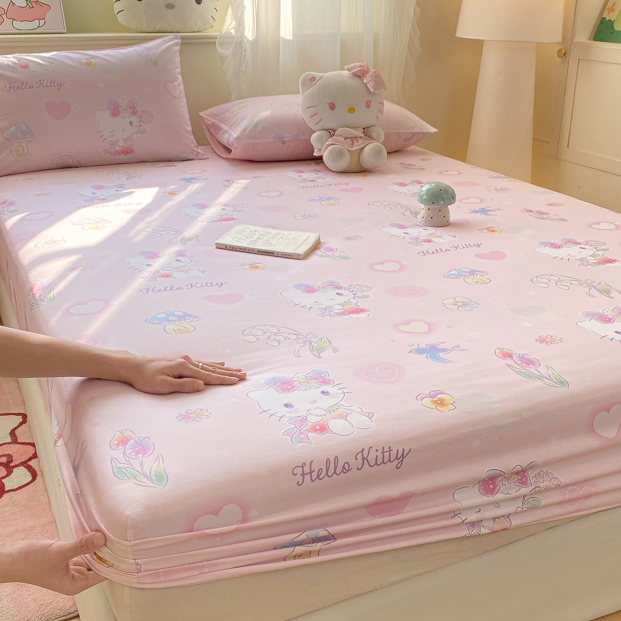 91家纺网 家纺一手货源 找家纺 博雅 2026新款三丽鸥全棉小版印花床笠 花漾kt