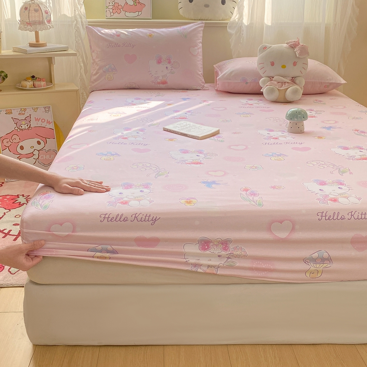 91家纺网 家纺一手货源 找家纺 博雅 2026新款三丽鸥全棉小版印花床笠 花漾kt