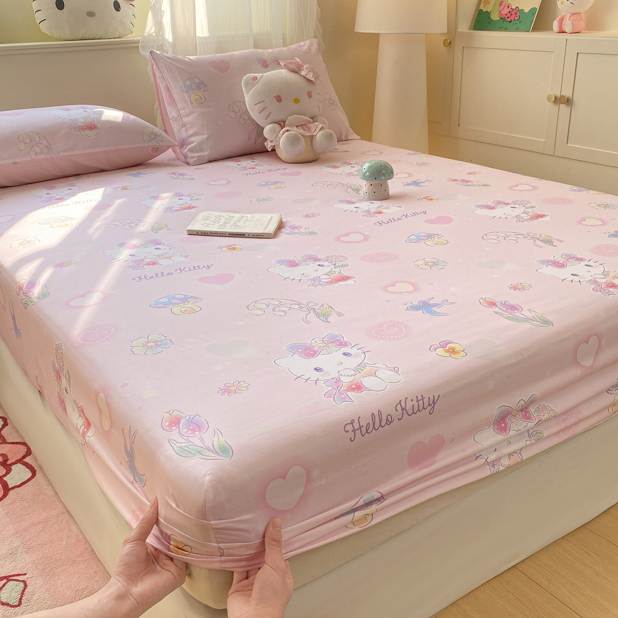 91家纺网 家纺一手货源 找家纺 博雅 2026新款三丽鸥全棉小版印花床笠 花漾kt