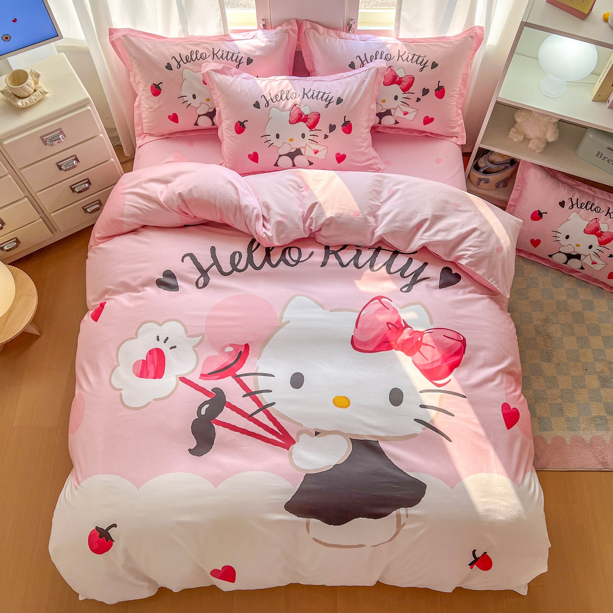 91家纺网 家纺一手货源 找家纺 浩诚 2026新款专版三丽鸥hellokitty库洛米正版授权大版全棉纯棉四件套 草莓KT