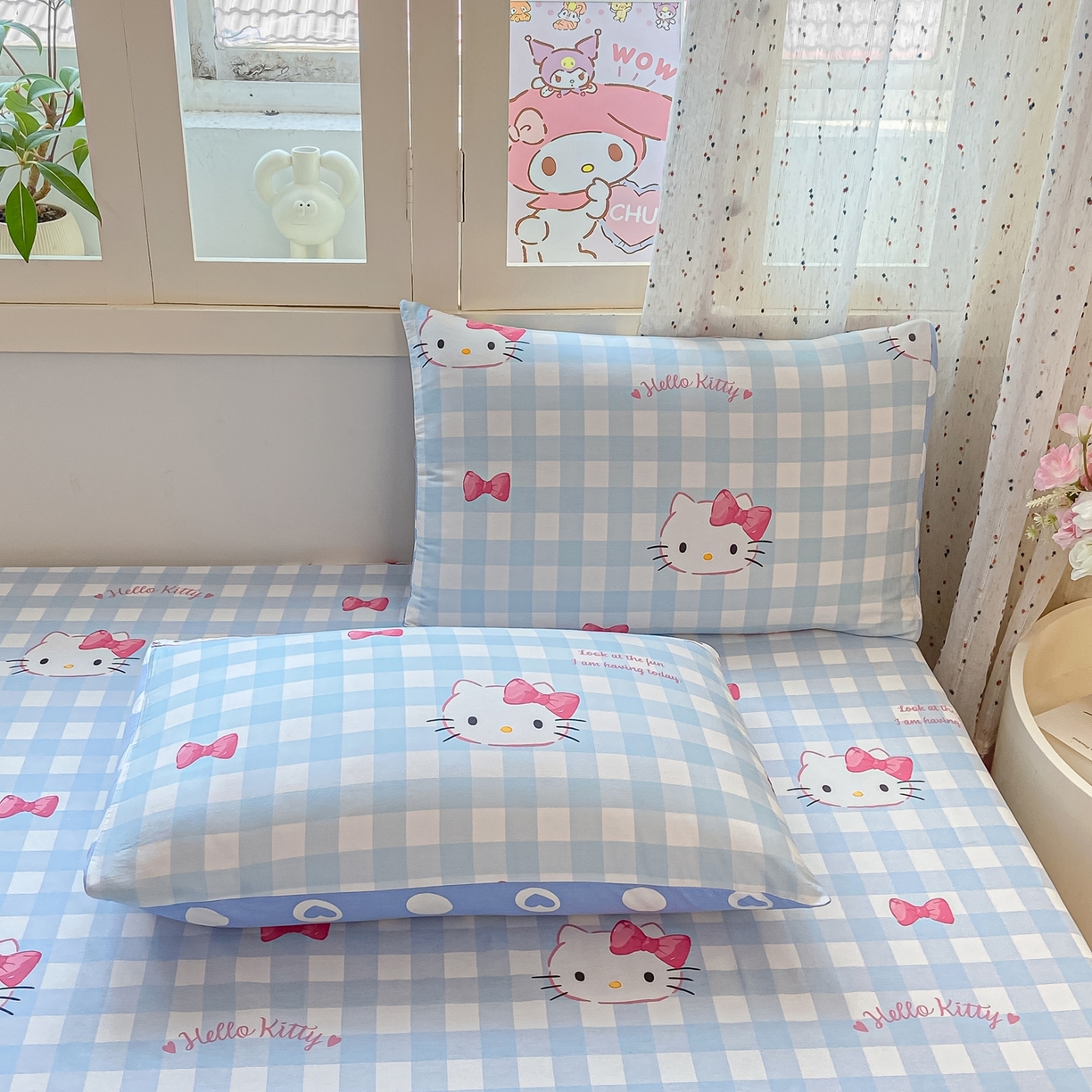 91家纺网 家纺一手货源 找家纺 博雅 2026新款三丽鸥全棉小版印花床笠 蓝色蝴蝶结KT