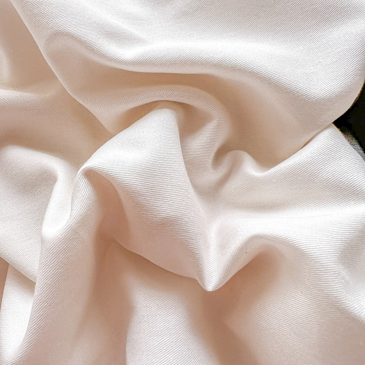 91家纺网 家纺一手货源 找家纺 浩诚 2026新款专版三丽鸥hellokitty库洛米正版授权大版全棉纯棉四件套 草莓KT