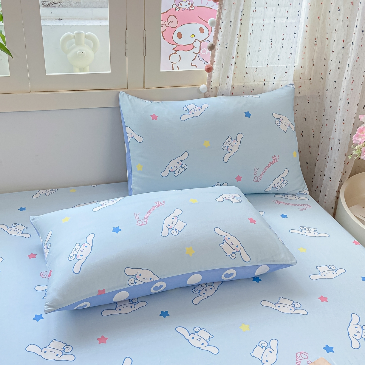 91家纺网 家纺一手货源 找家纺 博雅 2026新款三丽鸥全棉小版印花床笠 满版玉桂狗