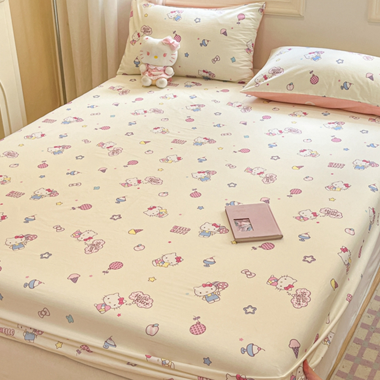 91家纺网 家纺一手货源 找家纺 博雅 2026新款三丽鸥全棉小版印花床笠 美美KT