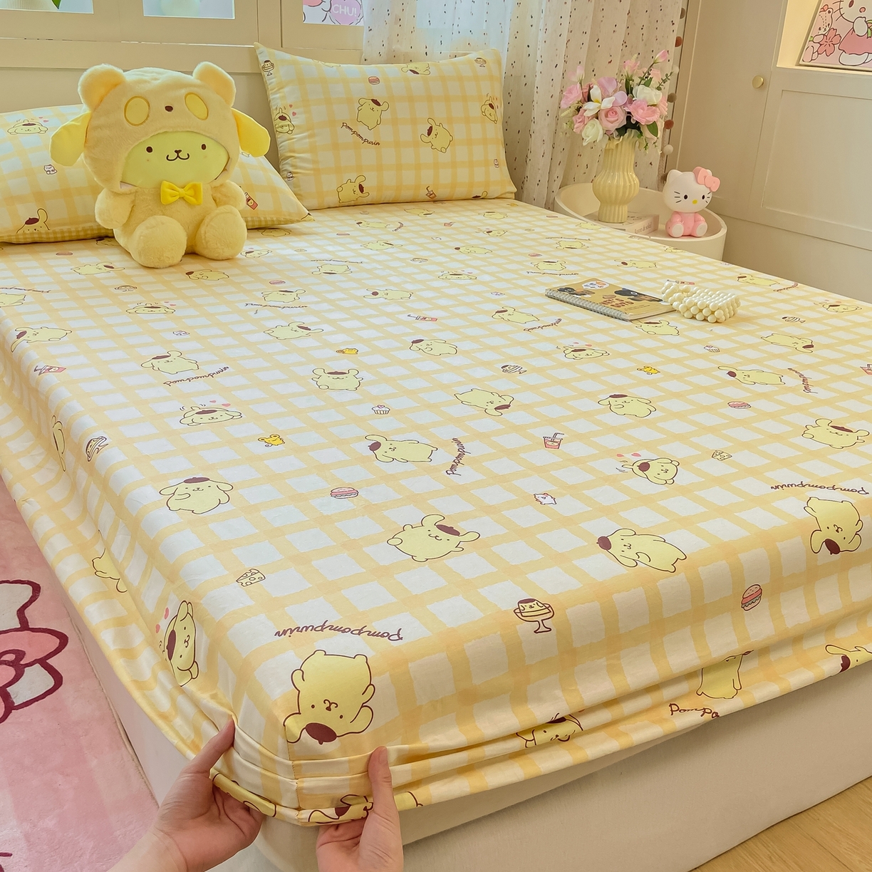 91家纺网 家纺一手货源 找家纺 博雅 2026新款三丽鸥全棉小版印花床笠 美食布丁狗