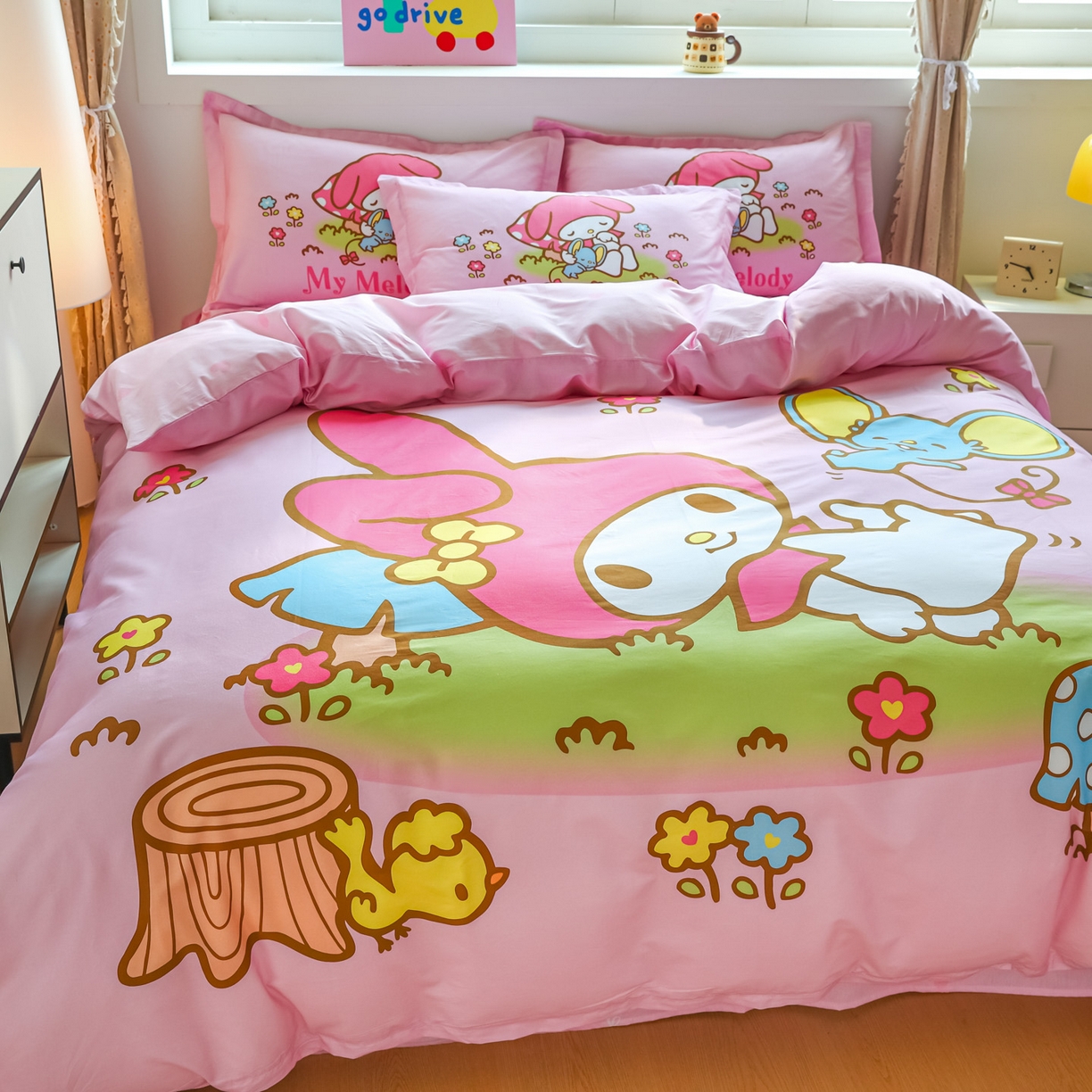 91家纺网 家纺一手货源 找家纺 浩诚 2026新款专版三丽鸥hellokitty库洛米正版授权大版全棉纯棉四件套 花园派对