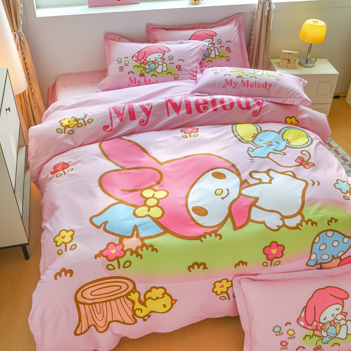 91家纺网 家纺一手货源 找家纺 浩诚 2026新款专版三丽鸥hellokitty库洛米正版授权大版全棉纯棉四件套 花园派对