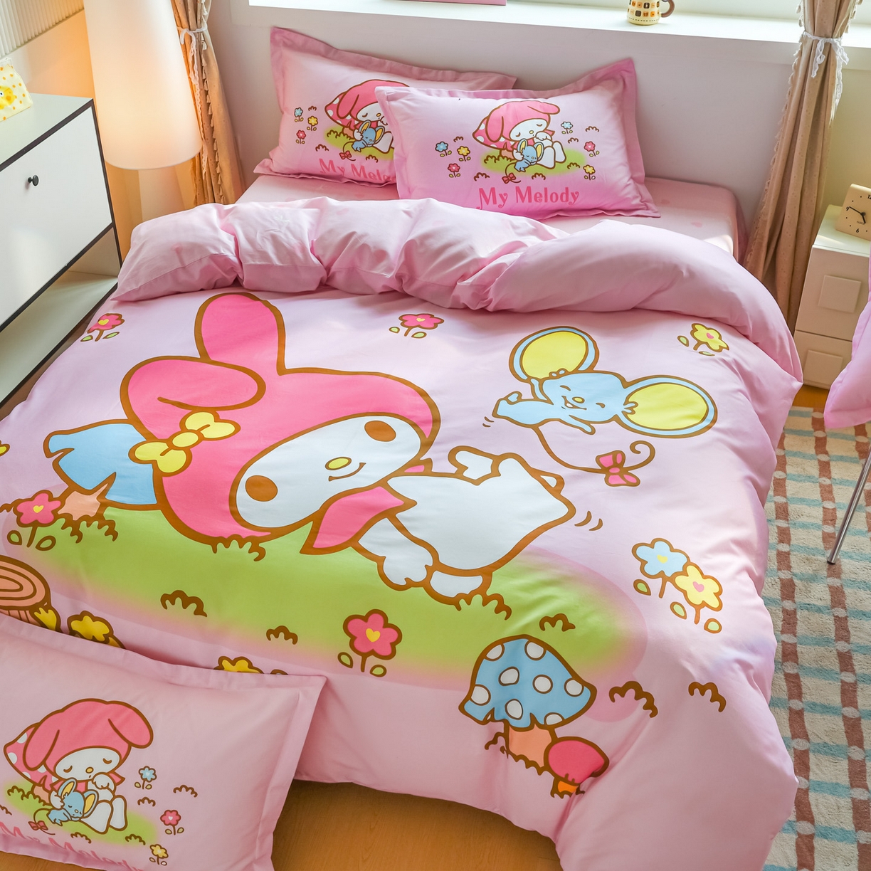 91家纺网 家纺一手货源 找家纺 浩诚 2026新款专版三丽鸥hellokitty库洛米正版授权大版全棉纯棉四件套 花园派对