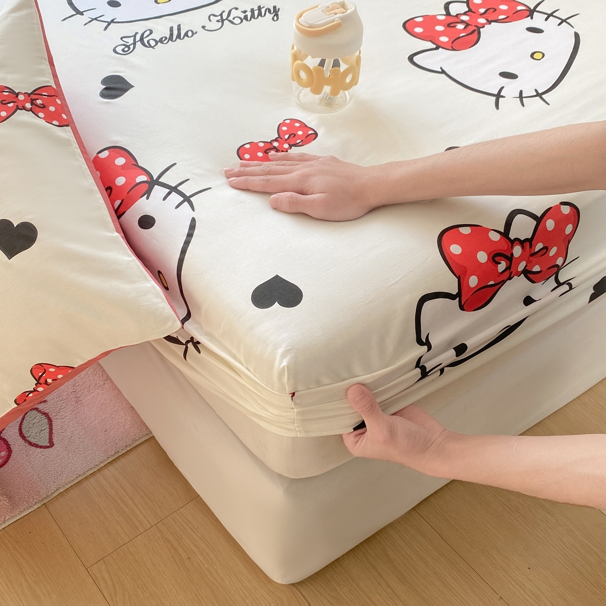 91家纺网 家纺一手货源 找家纺 博雅 2026新款三丽鸥全棉小版印花床笠 奶白kt