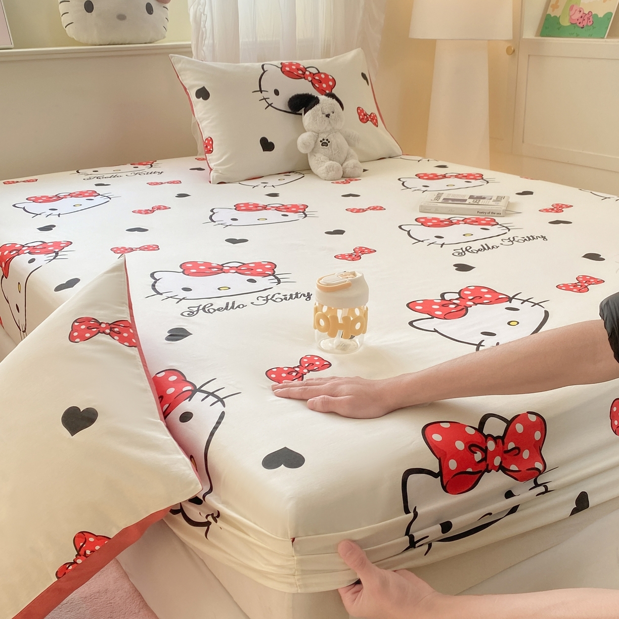 91家纺网 家纺一手货源 找家纺 博雅 2026新款三丽鸥全棉小版印花床笠 奶白kt