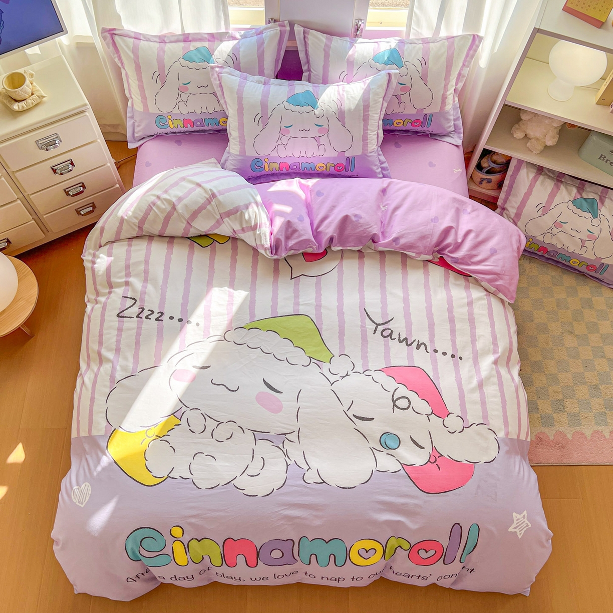 91家纺网 家纺一手货源 找家纺 浩诚 2026新款专版三丽鸥hellokitty库洛米正版授权大版全棉纯棉四件套 条纹玉桂狗