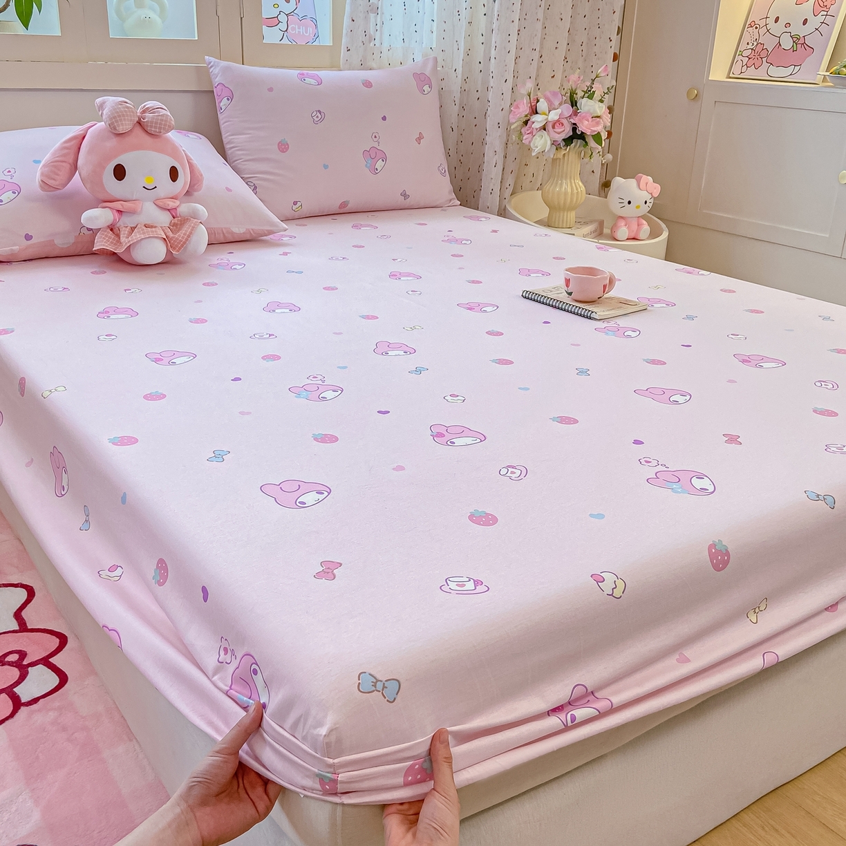 91家纺网 家纺一手货源 找家纺 博雅 2026新款三丽鸥全棉小版印花床笠 下午茶美乐蒂