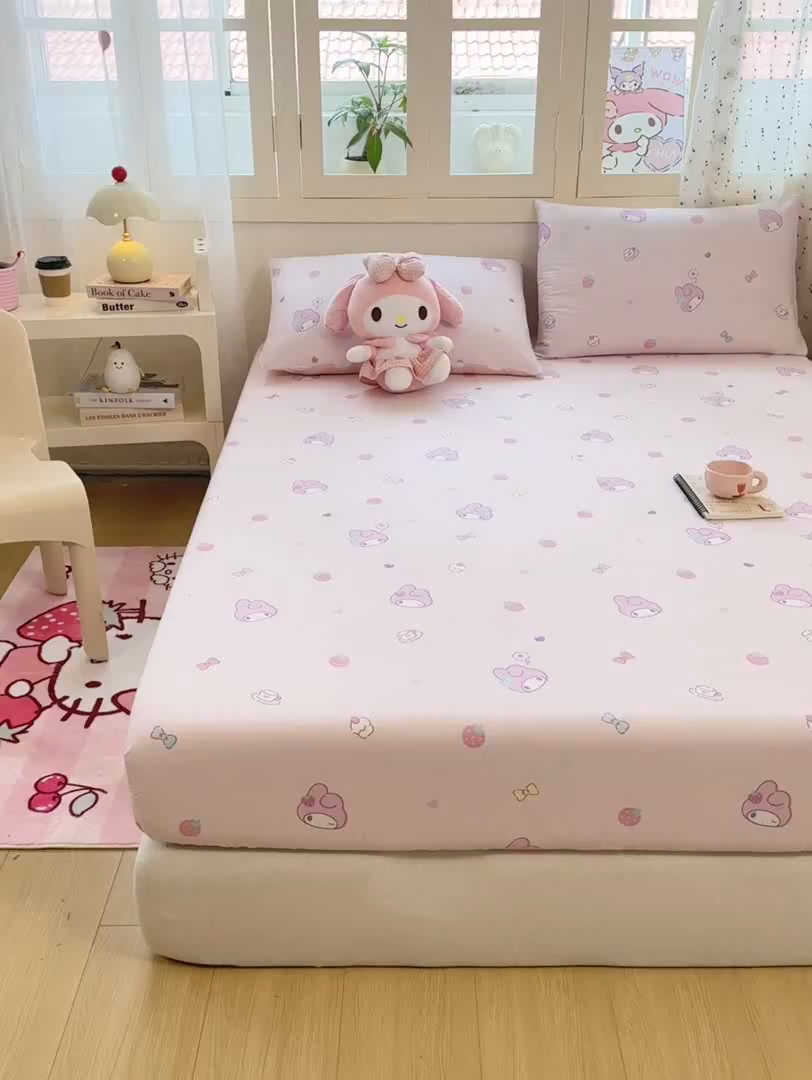 91家纺网 家纺一手货源 找家纺 博雅 2026新款三丽鸥全棉小版印花床笠 下午茶美乐蒂