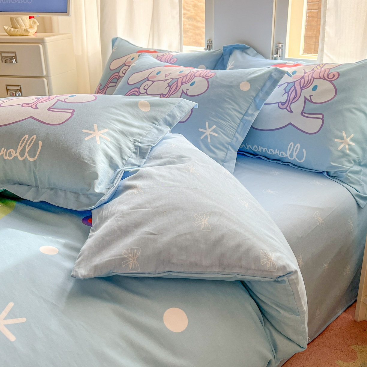 91家纺网 家纺一手货源 找家纺 浩诚 2026新款专版三丽鸥hellokitty库洛米正版授权大版全棉纯棉四件套 旋转玉桂狗