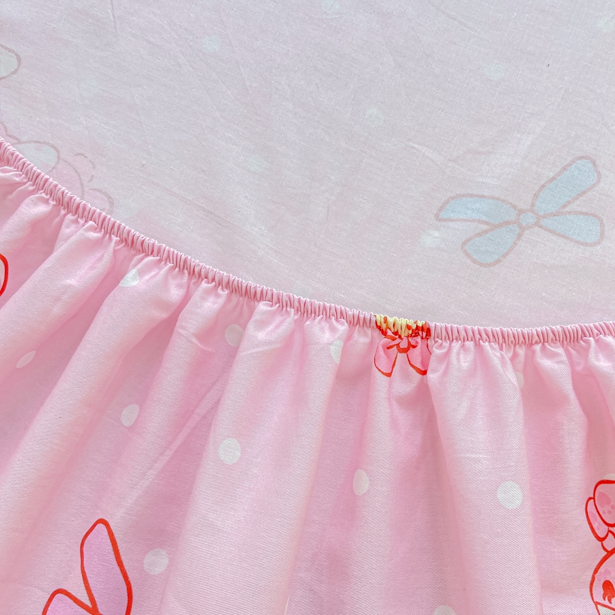 91家纺网 家纺一手货源 找家纺 博雅 2026新款三丽鸥全棉小版印花床笠 小兔美乐蒂