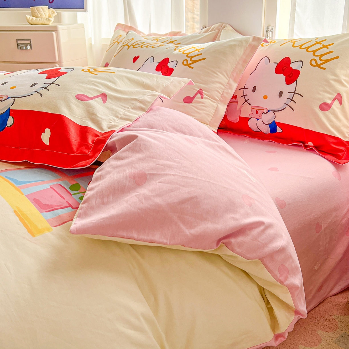 91家纺网 家纺一手货源 找家纺 浩诚 2026新款专版三丽鸥hellokitty库洛米正版授权大版全棉纯棉四件套 音乐KT