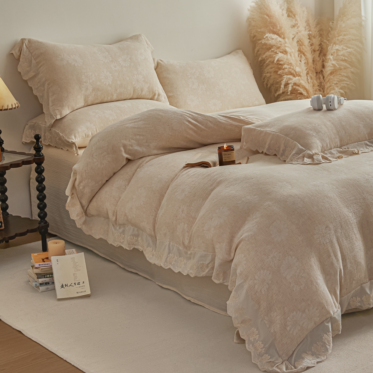 91家纺网 家纺一手货源 找家纺 KA家纺 2026春夏新款色织提花棉麻四件套花边款 花影素帛