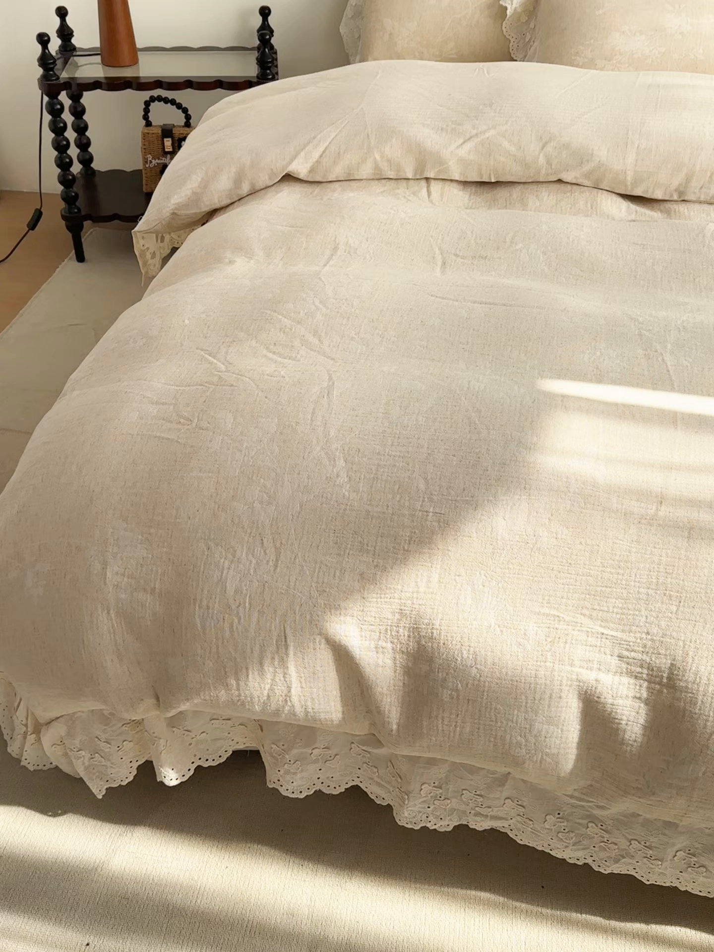 91家纺网 家纺一手货源 找家纺 KA家纺 2026春夏新款色织提花棉麻四件套花边款 繁花绵语