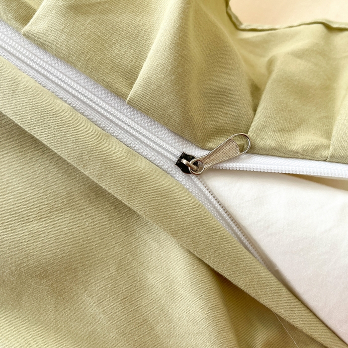 91家纺网 家纺一手货源 找家纺 艾迪尚家纺 2026新款法式韩版荷叶边纯色长绒棉单品枕套系列 茉绿奶芙