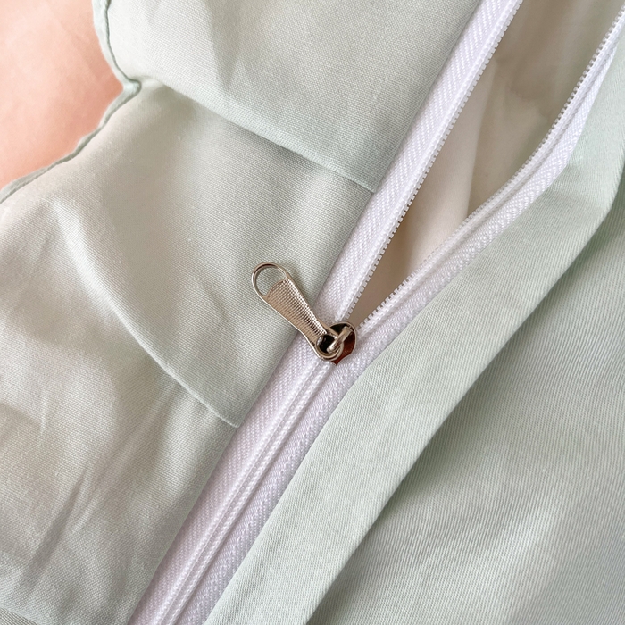 91家纺网 家纺一手货源 找家纺 艾迪尚家纺 2026新款法式韩版荷叶边纯色长绒棉单品枕套系列 柔杏浅绿