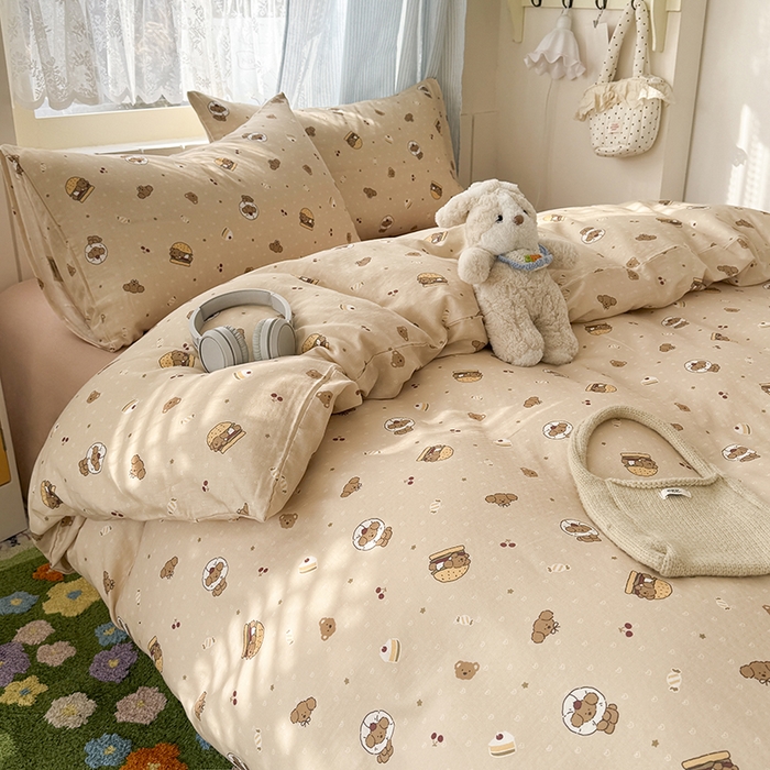 91家纺网 家纺一手货源 找家纺 爱思佳 2026新款全棉纯棉双层纱基款系列四件套 汉堡熊