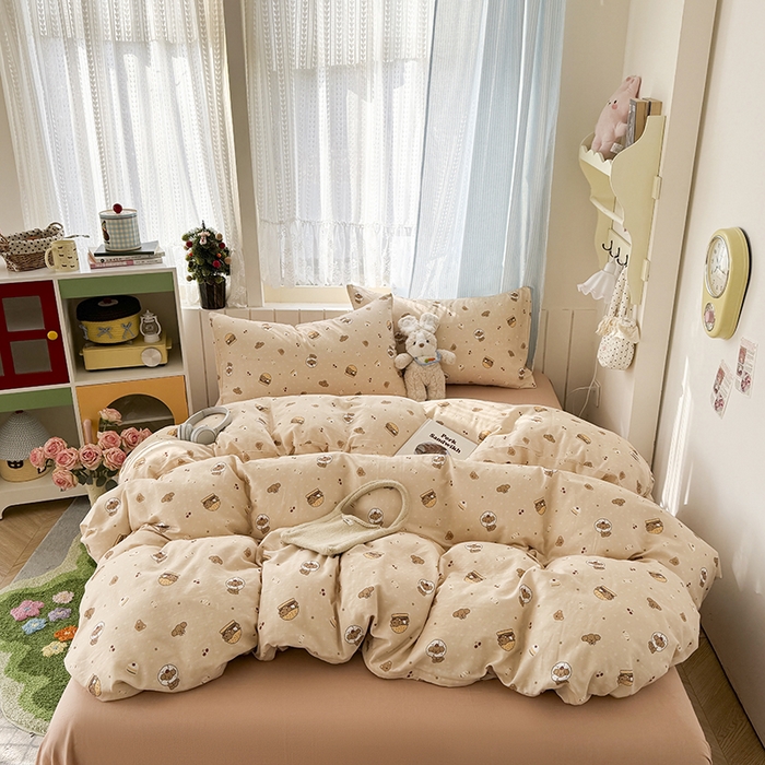 91家纺网 家纺一手货源 找家纺 爱思佳 2026新款全棉纯棉双层纱基款系列四件套 汉堡熊