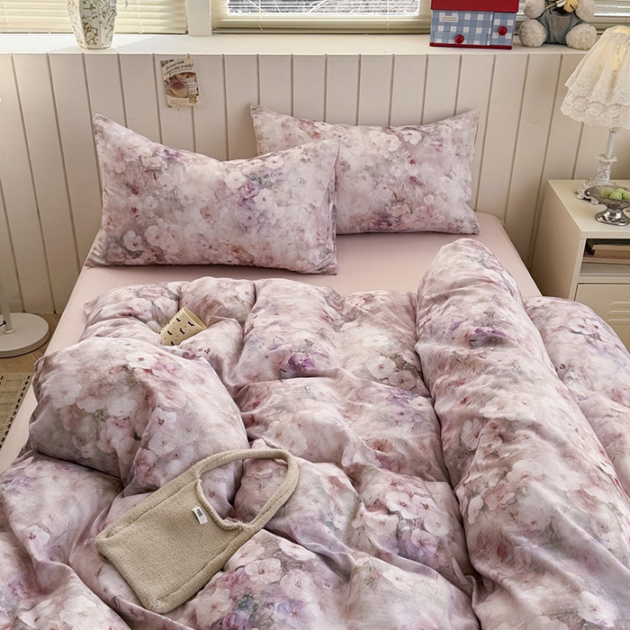 91家纺网 家纺一手货源 找家纺 爱思佳 2026新款全棉纯棉双层纱基款系列四件套 花园里