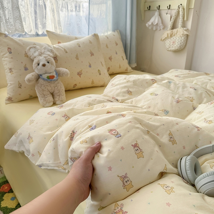 91家纺网 家纺一手货源 找家纺 爱思佳 2026新款全棉纯棉双层纱基款系列四件套 可爱星人