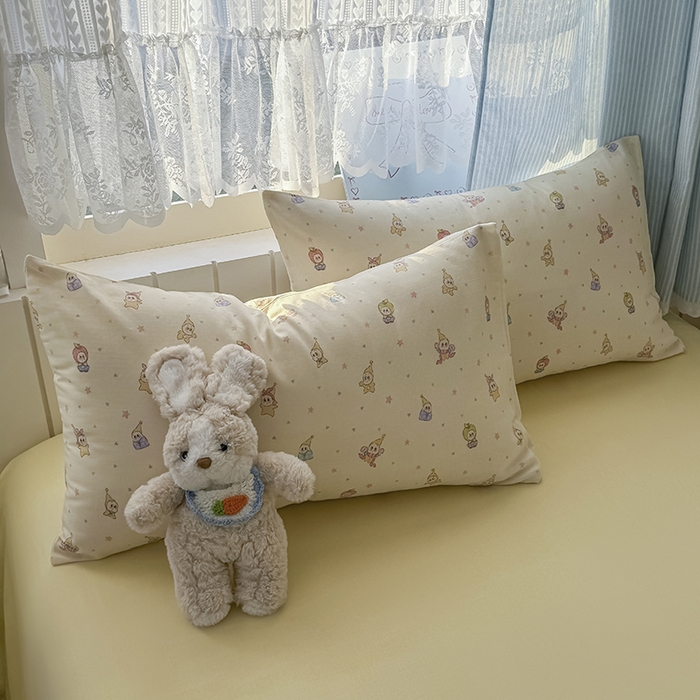 91家纺网 家纺一手货源 找家纺 爱思佳 2026新款全棉纯棉双层纱基款系列四件套 可爱星人