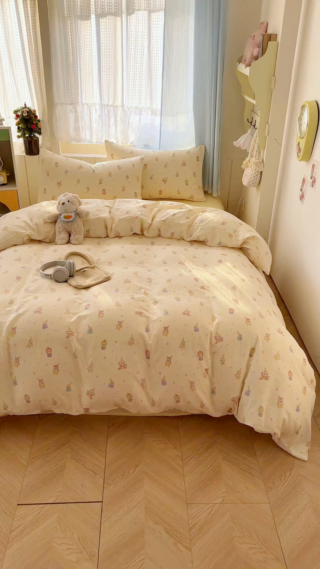 91家纺网 家纺一手货源 找家纺 爱思佳 2026新款全棉纯棉双层纱基款系列四件套 可爱星人