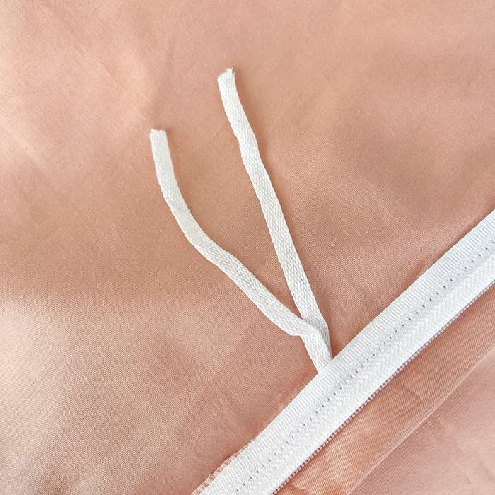 91家纺网 家纺一手货源 找家纺 艾迪尚家纺 2026新款法式韩版荷叶边纯色长绒棉四件套 瑞绿慕斯粉