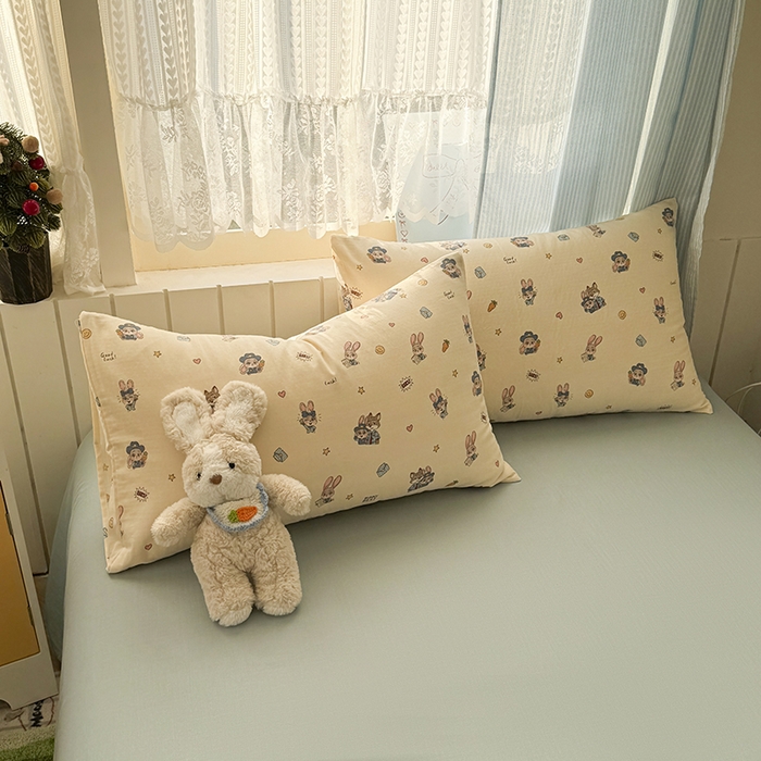 91家纺网 家纺一手货源 找家纺 爱思佳 2026新款全棉纯棉双层纱基款系列四件套 快乐动物城