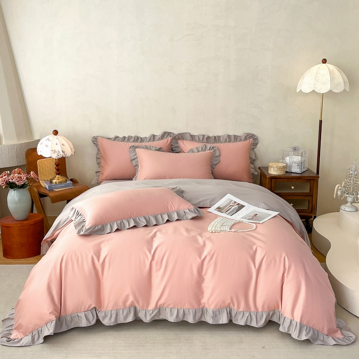 91家纺网 家纺一手货源 找家纺 艾迪尚家纺 2026新款法式韩版荷叶边纯色长绒棉四件套 云灰仙女粉