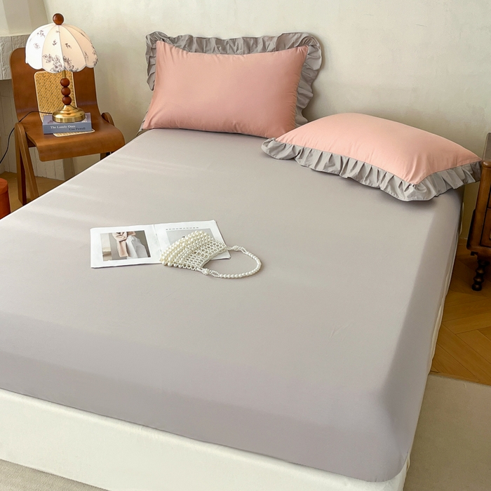 91家纺网 家纺一手货源 找家纺 艾迪尚家纺 2026新款法式韩版荷叶边纯色长绒棉四件套 云灰仙女粉