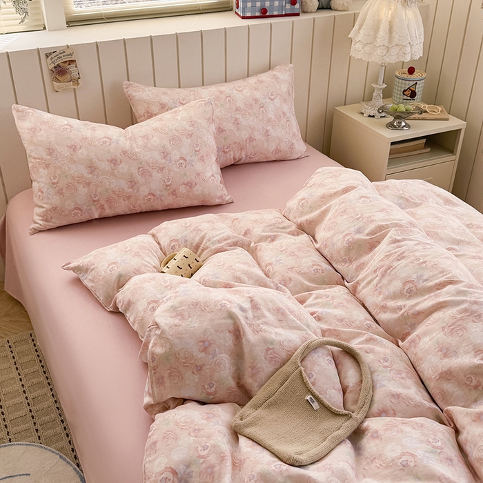 91家纺网 家纺一手货源 找家纺 爱思佳 2026新款全棉纯棉双层纱基款系列四件套 十里桃花