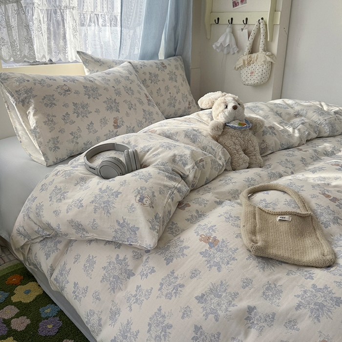 91家纺网 家纺一手货源 找家纺 爱思佳 2026新款全棉纯棉双层纱基款系列四件套 兔儿森灵