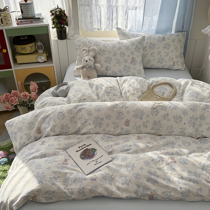 91家纺网 家纺一手货源 找家纺 爱思佳 2026新款全棉纯棉双层纱基款系列四件套 兔儿森灵