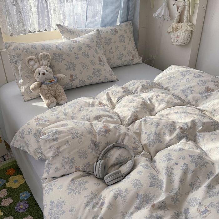 91家纺网 家纺一手货源 找家纺 爱思佳 2026新款全棉纯棉双层纱基款系列四件套 兔儿森灵