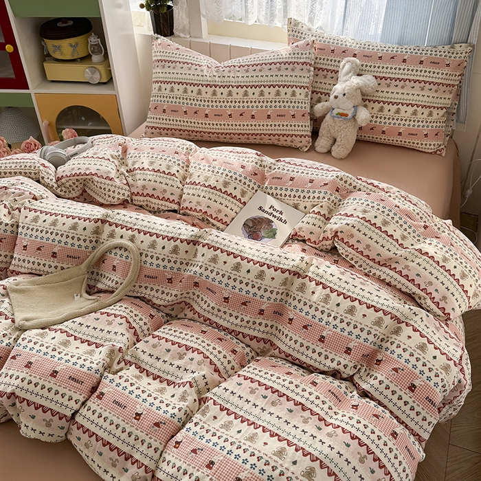 91家纺网 家纺一手货源 找家纺 爱思佳 2026新款全棉纯棉双层纱基款系列四件套 喜喜兔