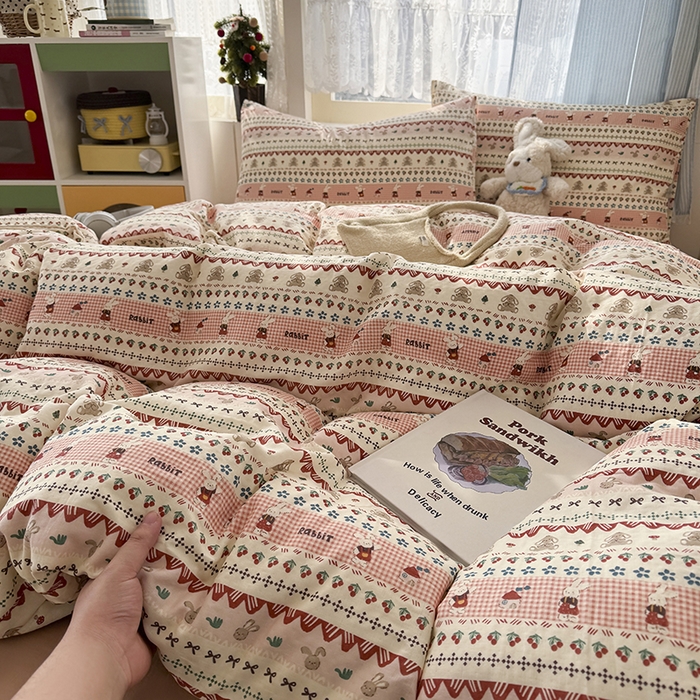 91家纺网 家纺一手货源 找家纺 爱思佳 2026新款全棉纯棉双层纱基款系列四件套 喜喜兔