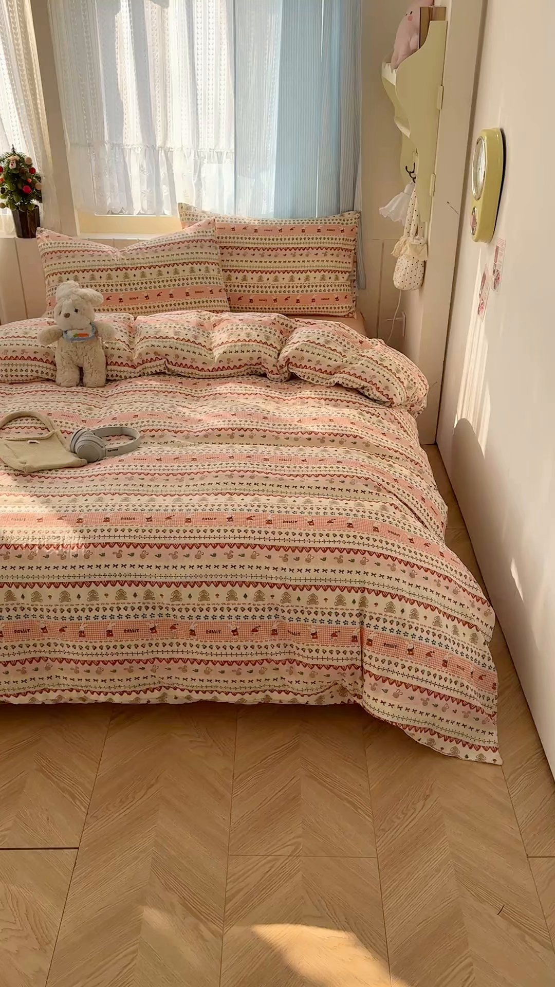 91家纺网 家纺一手货源 找家纺 爱思佳 2026新款全棉纯棉双层纱基款系列四件套 喜喜兔