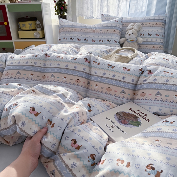 91家纺网 家纺一手货源 找家纺 爱思佳 2026新款全棉纯棉双层纱基款系列四件套 雪花狗